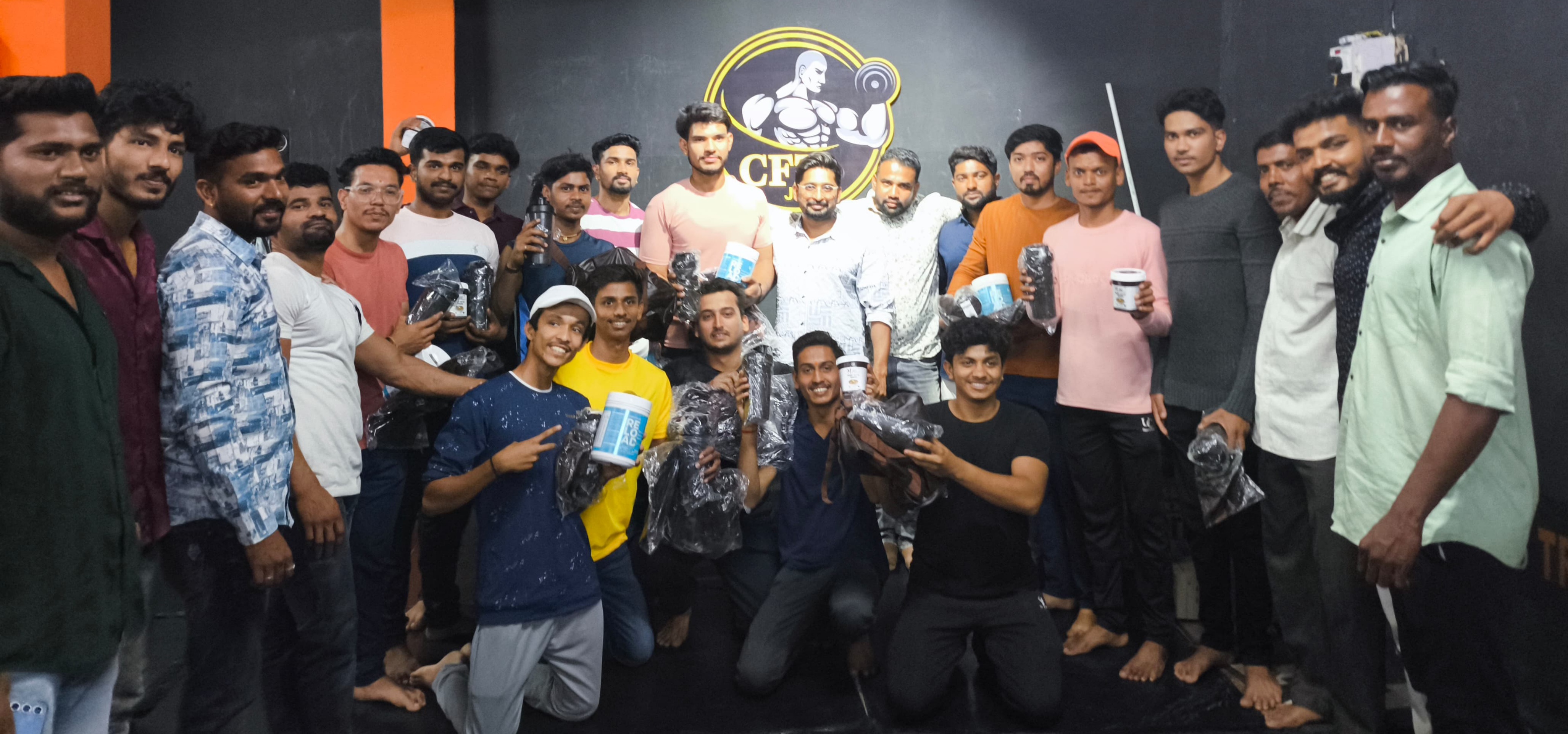 Bench Press Competition Held at Chhatrapati Fitness Zone, Krishna Jethe Wins by Lifting 110 Kilos