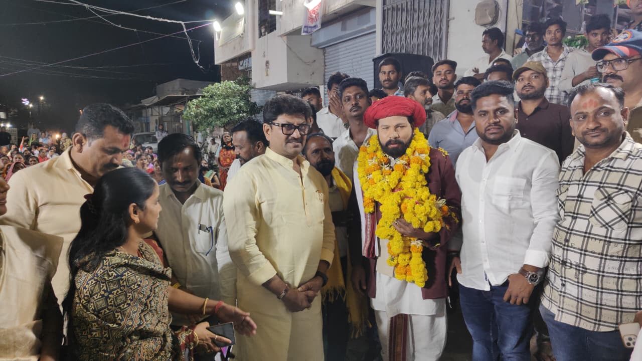 जालना में महात्मा फुले जयंती पर नाटक से जागरूकता | ‘मैं महात्मा फुले बोल रहा हूँ’