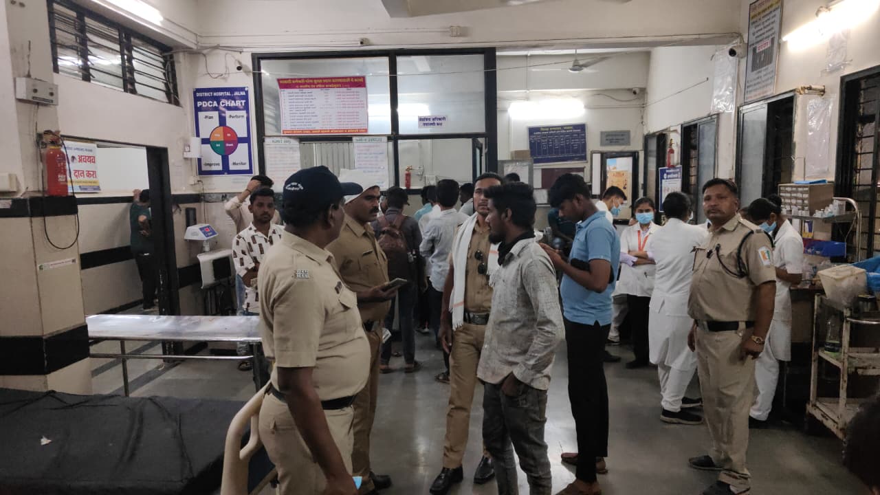 जालना में चाकू हमला