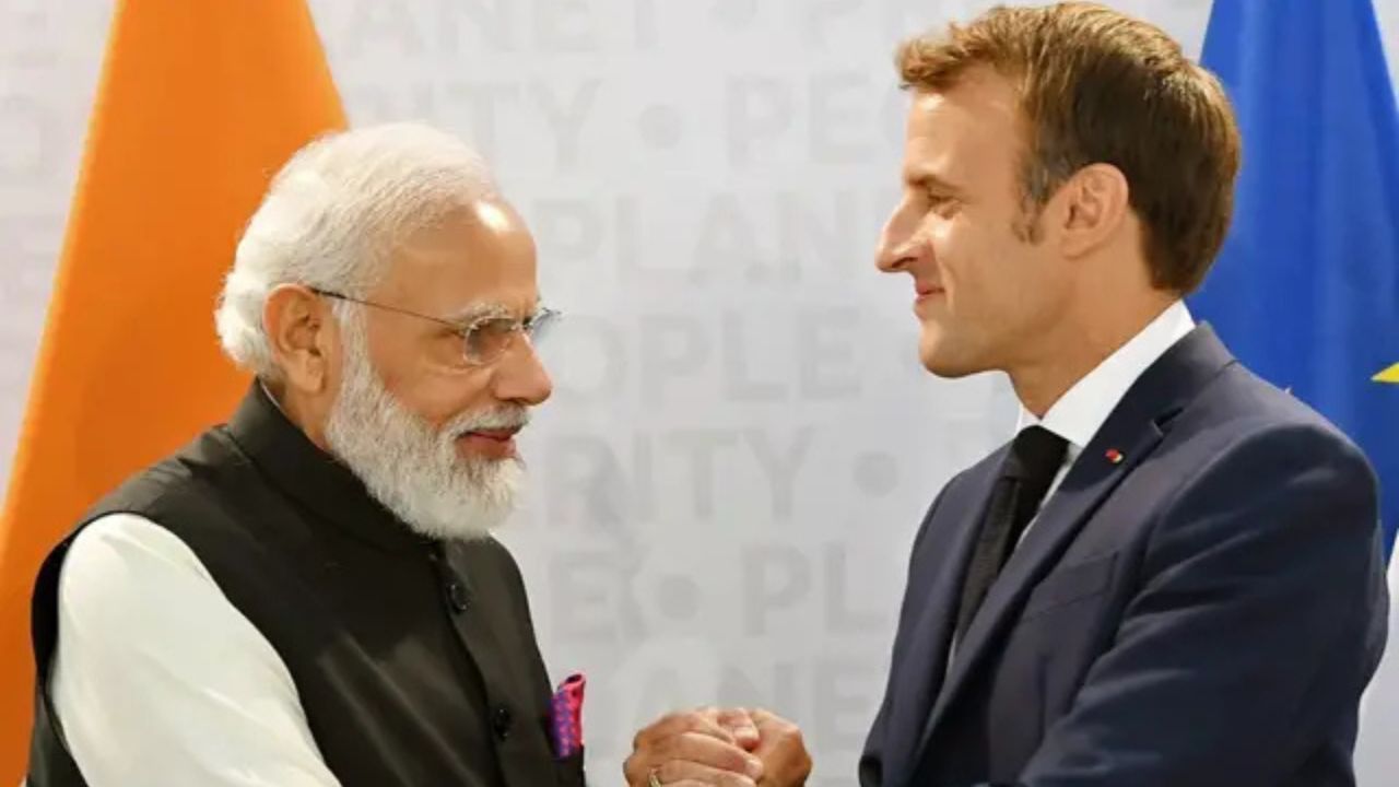 फ्रांस दौरे पर PM मोदी को मिला अनोखा सम्मान, मैक्रों ने साझा किया वीडियो