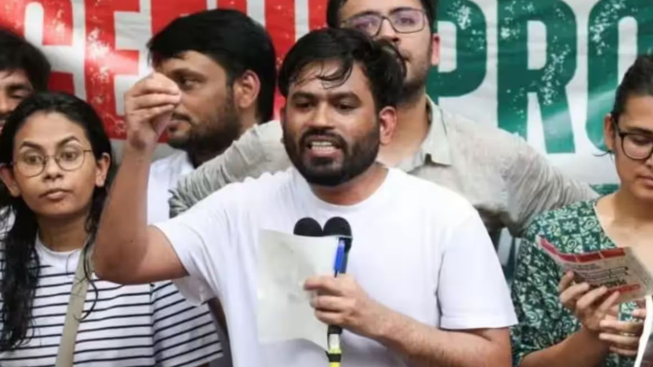 CJP संस्थापक अभिजीत दीपके को हुआ टाइफाइड, बोले- धर्मेंद्र प्रधान के इस्तीफे तक जारी रहेगा आंदोलन
