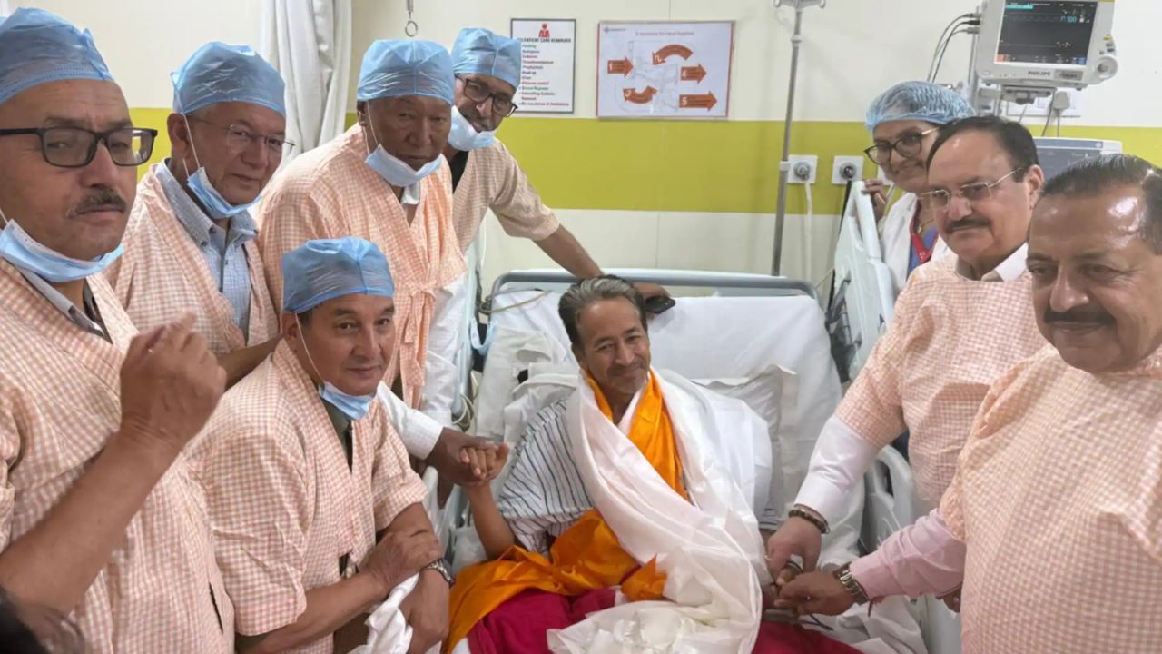 सोनम वांगचुक बोले- इस्तीफा नहीं मिला, लेकिन सरकार से लिखित वादा मिला - NewsNation Online सोनम वांगचुक बोले- इस्तीफा नहीं मिला, लेकिन सरकार से लिखित वादा मिला