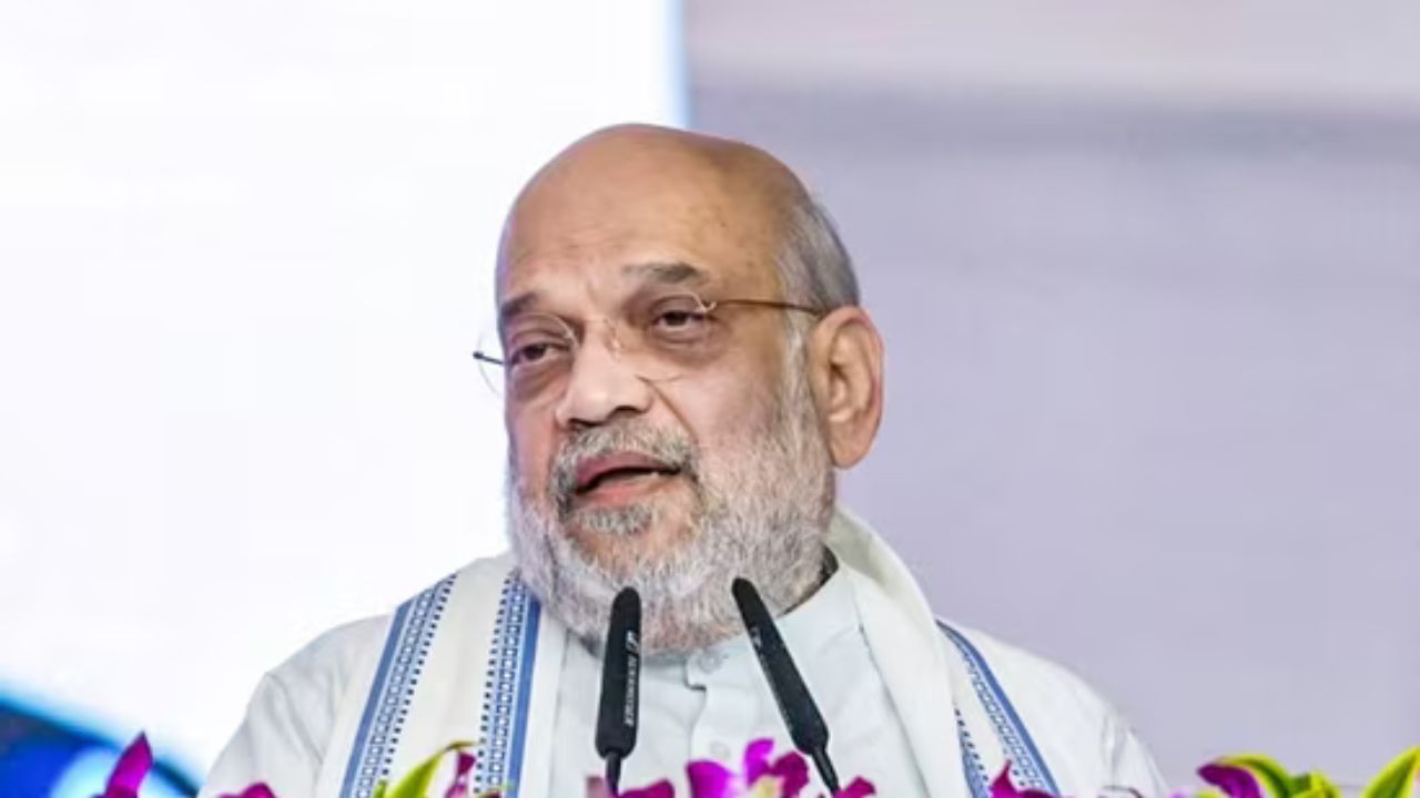 अमित शाह की युवाओं से अपील, बोले- ‘गीता रहस्य’ पढ़ेंगे तो जीवन में गलतियां नहीं करेंगे