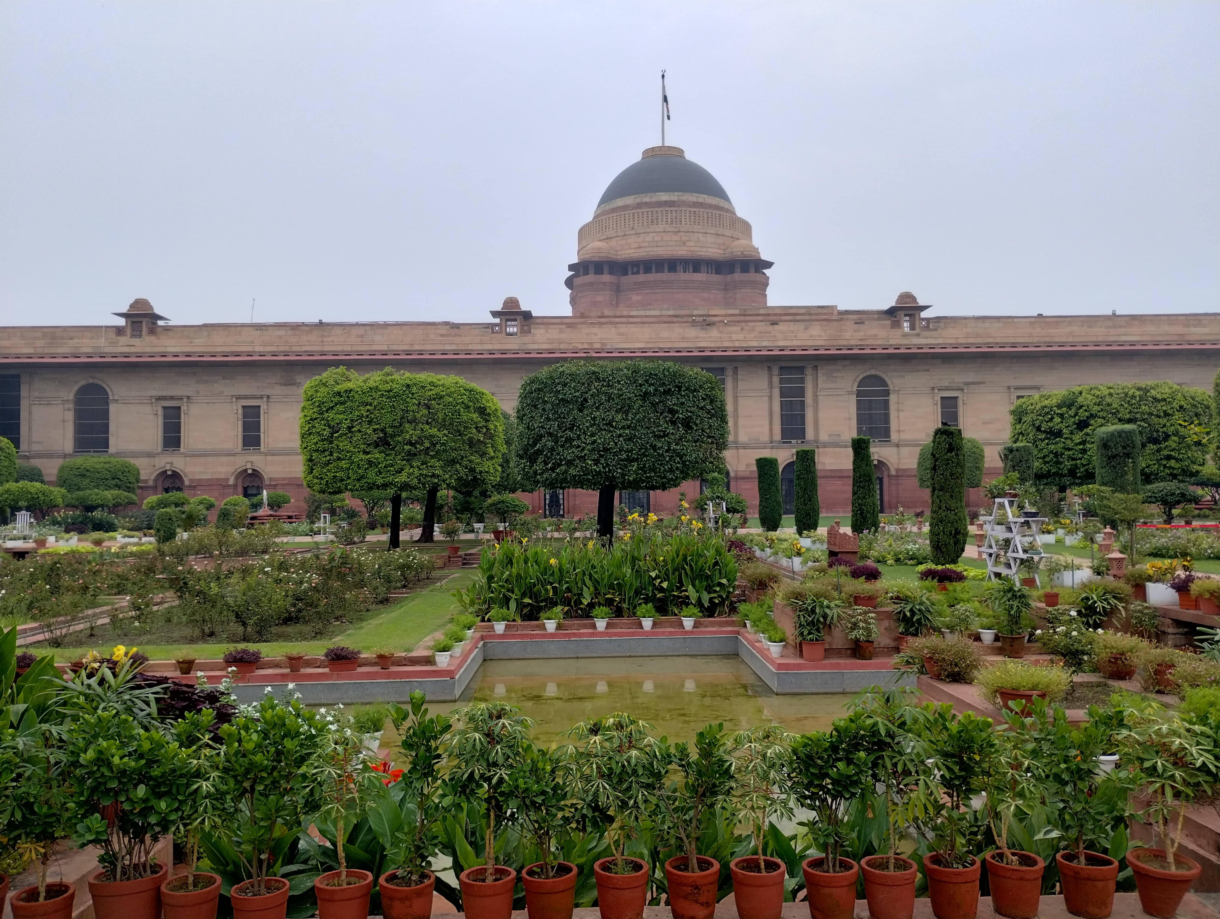 Rashtrapati Bhavan historical photograph - NewsNation Online Rashtrapati Bhavan exterior, New Delhi