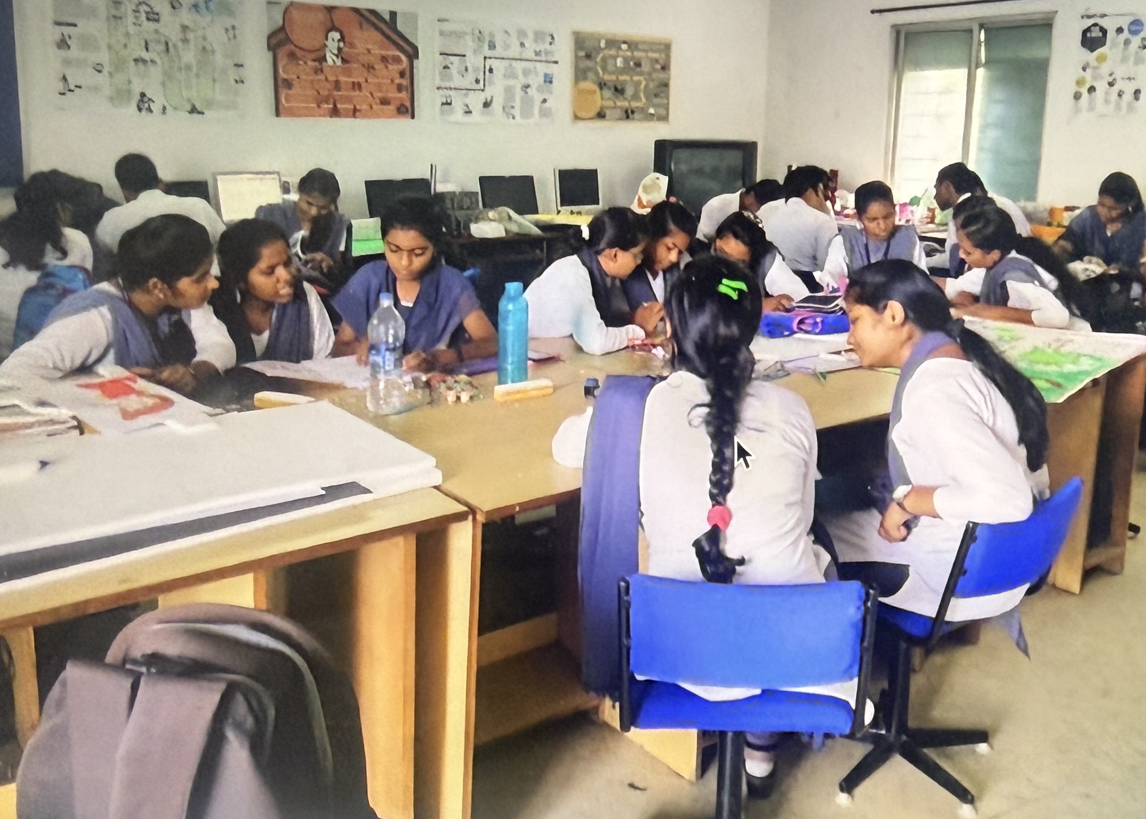 Maharashtra classroom representative image - NewsNation Online A classroom in Nagpur Maharashtra, representative photograph for teacher salary news