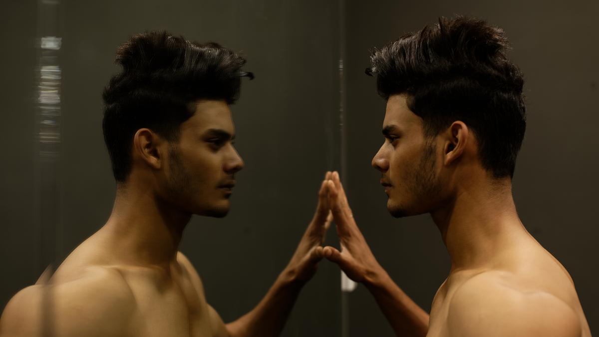 Review | ‘Slow Burn’ by Amal Singh holds up a fantastical mirror to identity and ambition